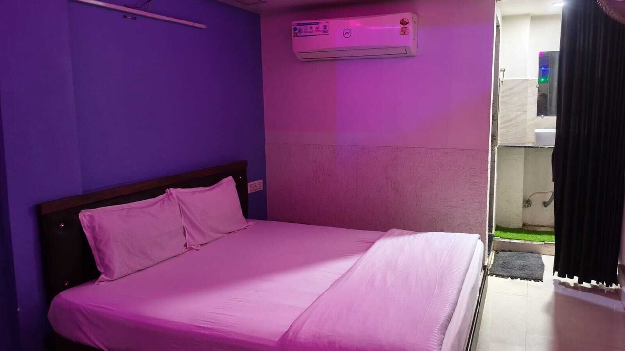 Photo of Bedroom in Ahmedabad