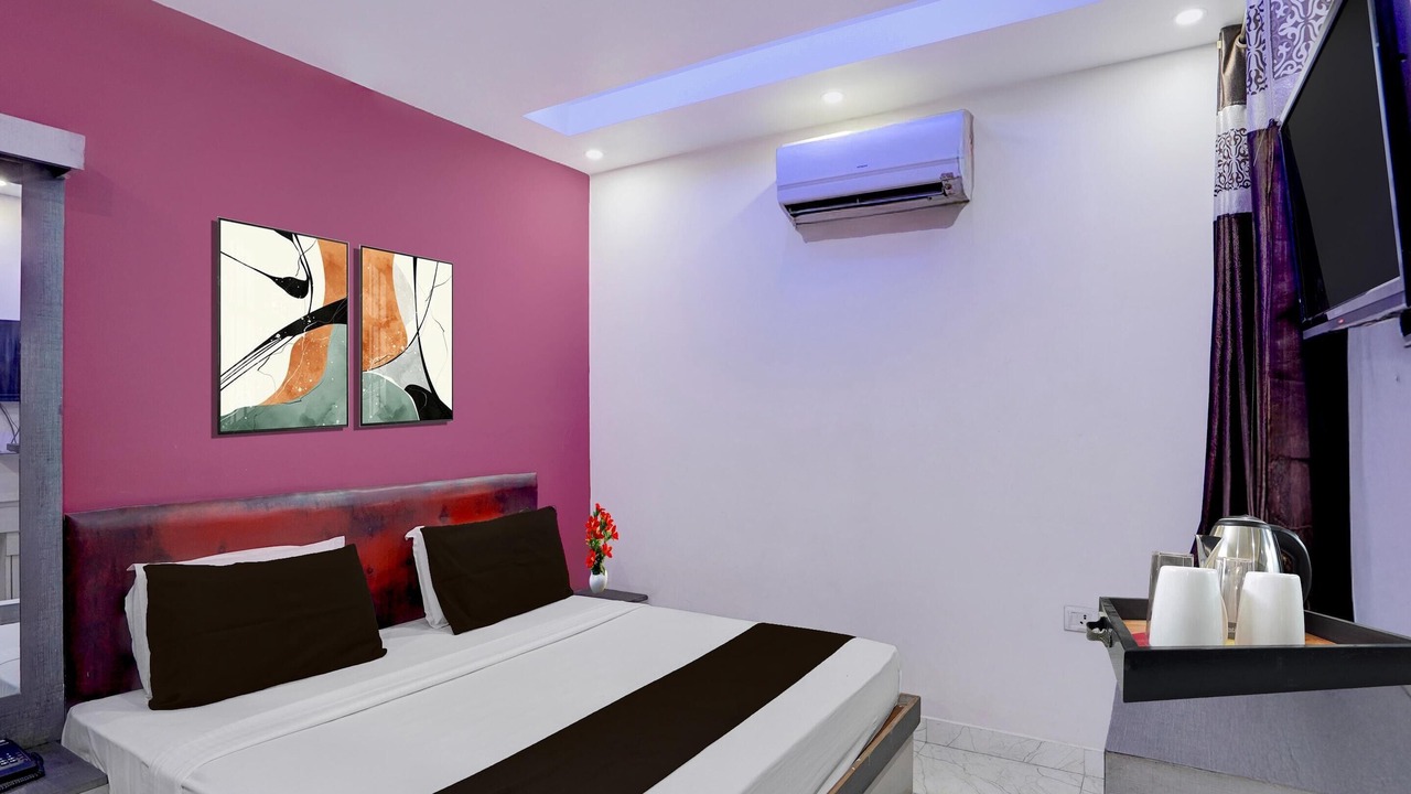 Photo of Bedroom in Sitapur