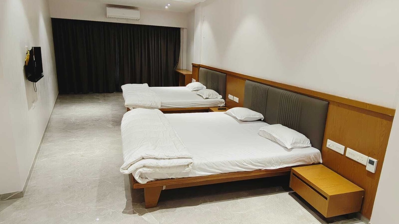 Photo of Bedroom in Hinganghat