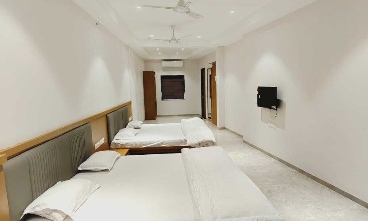 Photo of Bedroom in Hinganghat