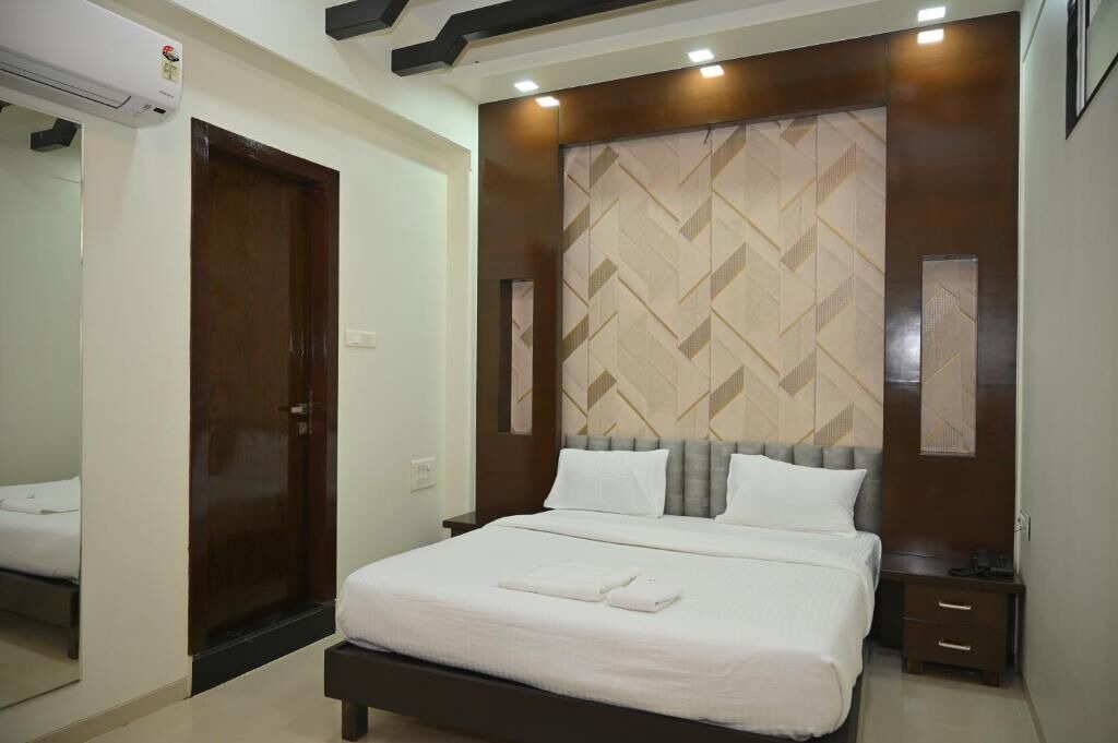 Photo of Bedroom in Adilabad