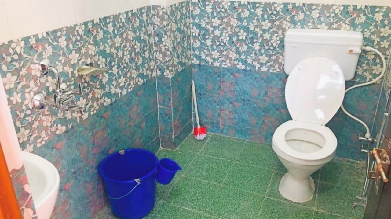 Photo of Bathroom in Uttarkashi