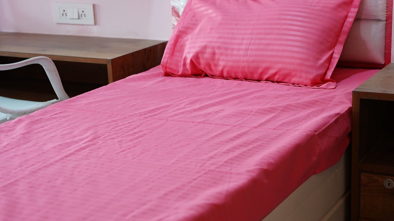 Photo of Bedroom in Gota