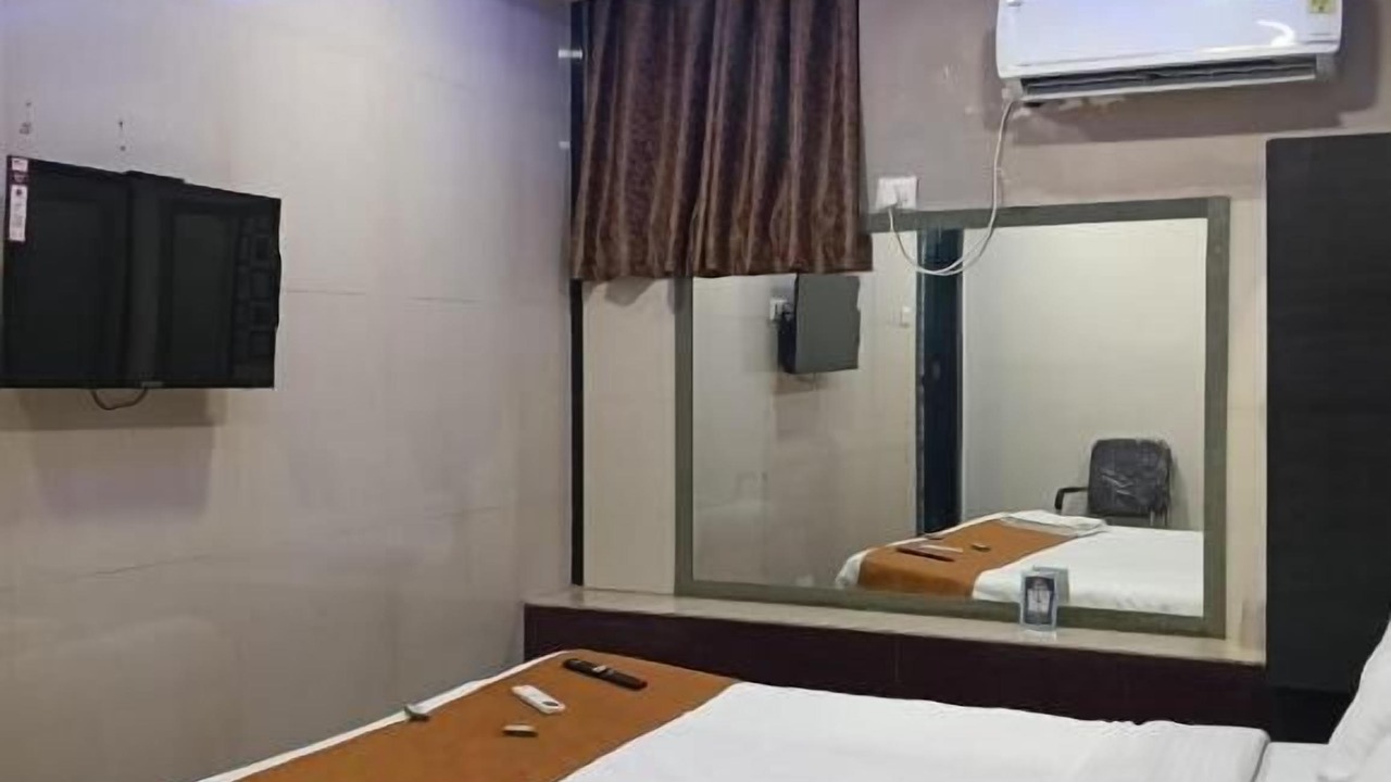 Photo of Bedroom in Marol