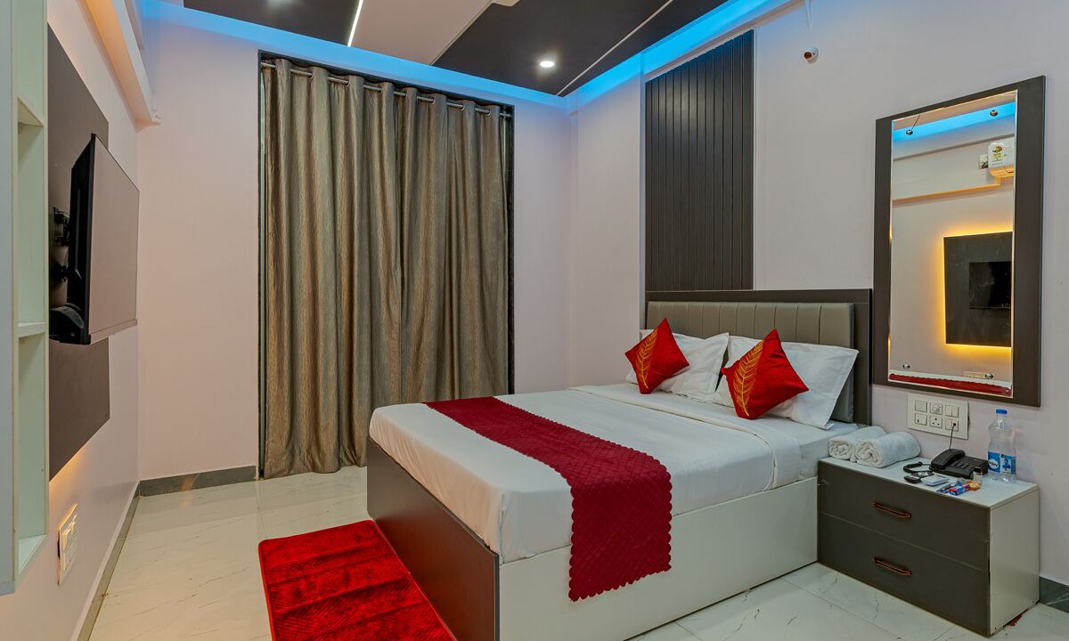 Photo of Bedroom in Akalkot
