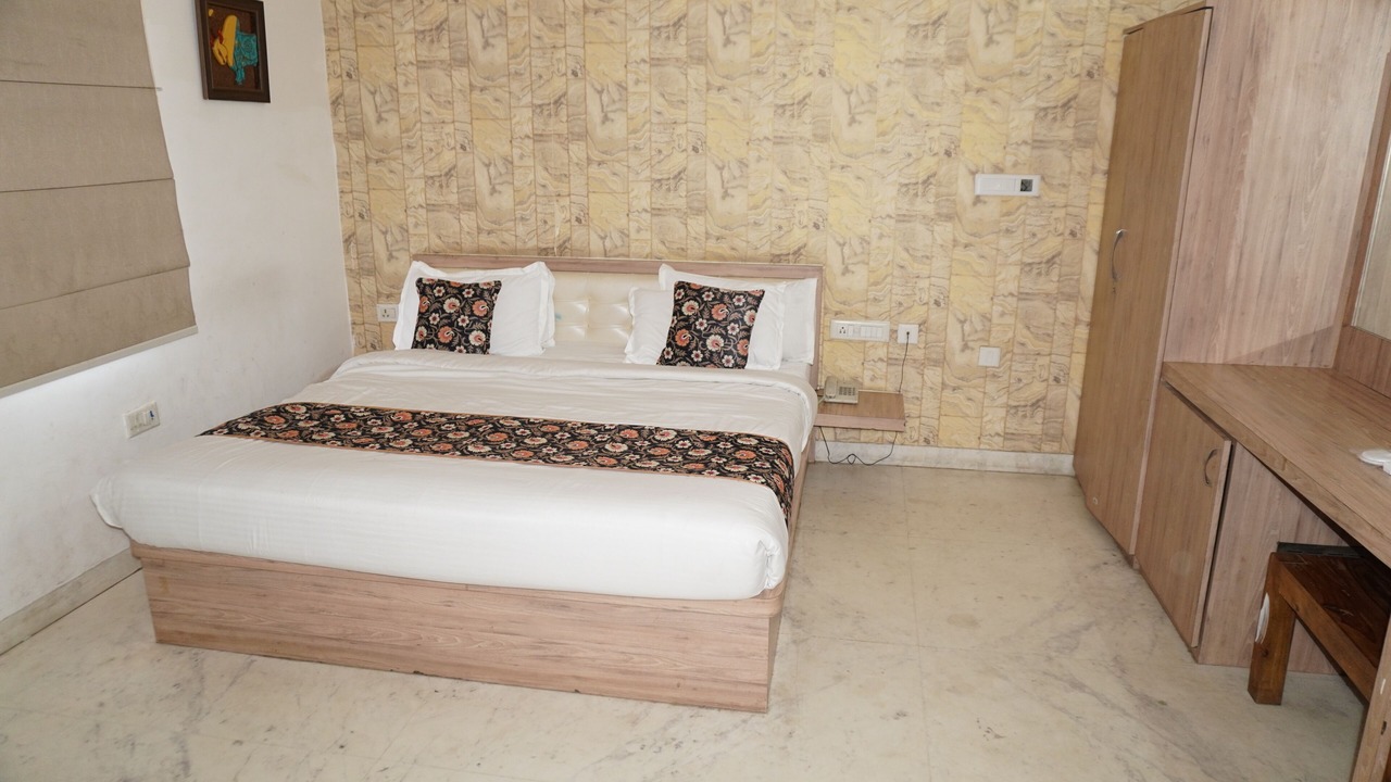 Photo of Bedroom in Mansarovar