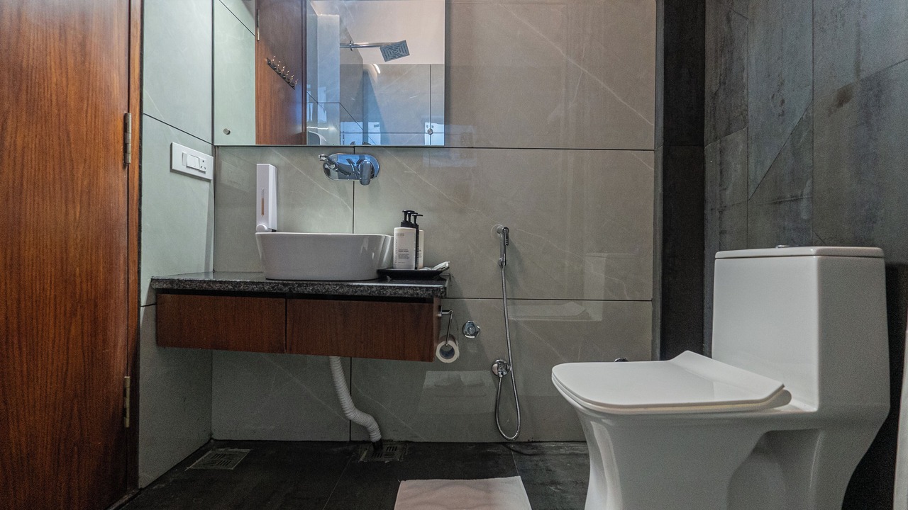 Photo of Bathroom in Naukuchiyatal