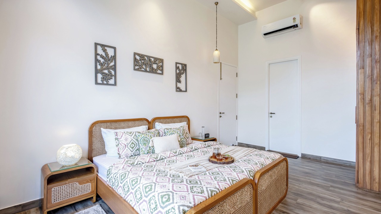 Photo of Bedroom in Bhimtal