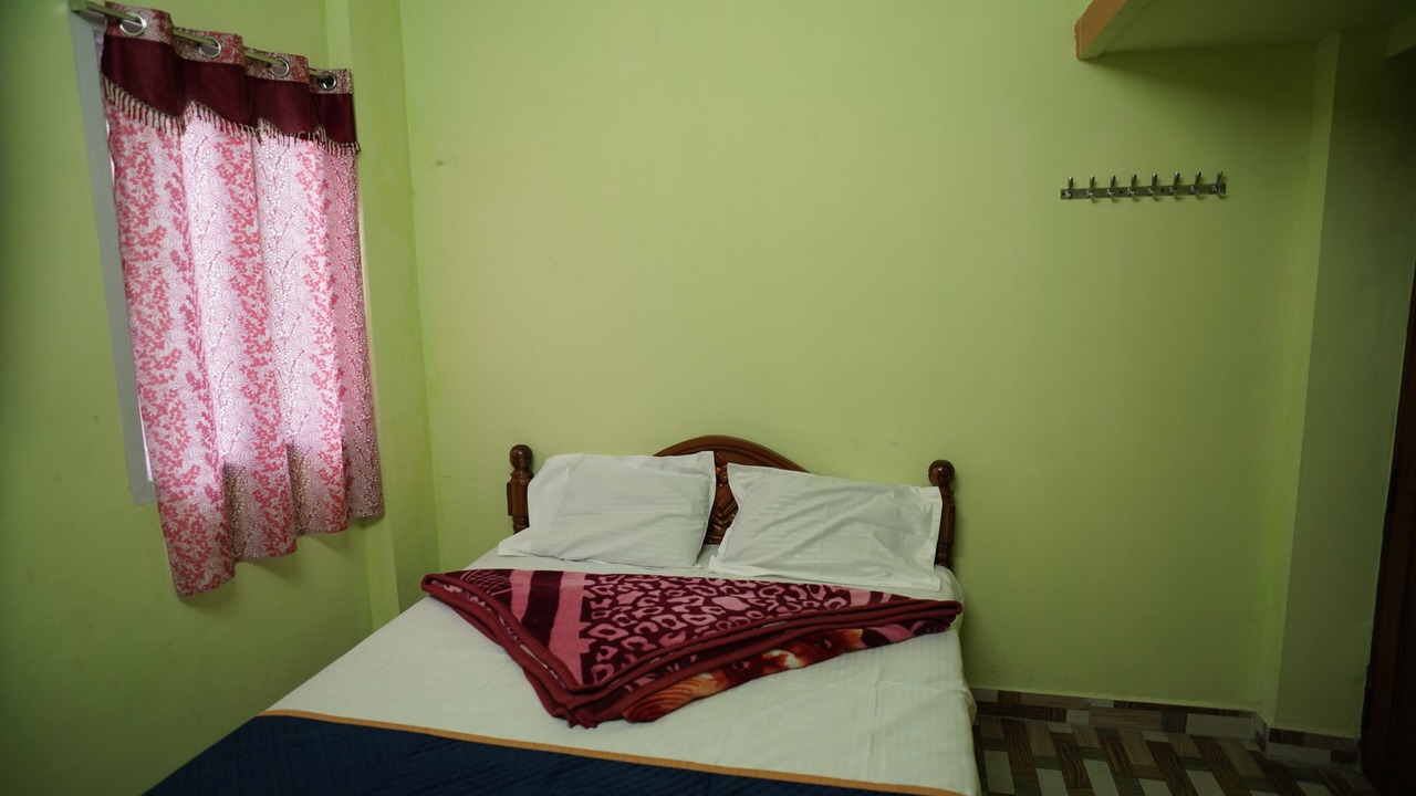 Photo of Bedroom in Kodaikanal
