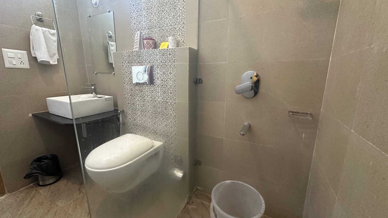 Photo of Bathroom in Gunehr
