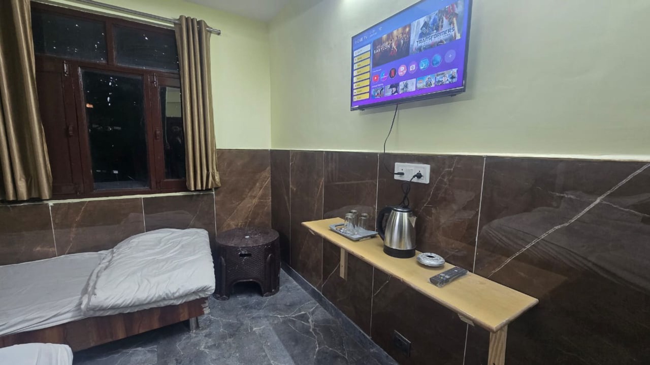 Photo of Bedroom in Nainital