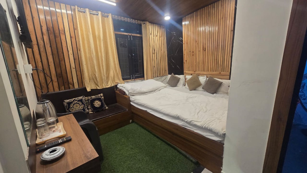 Photo of Bedroom in Nainital