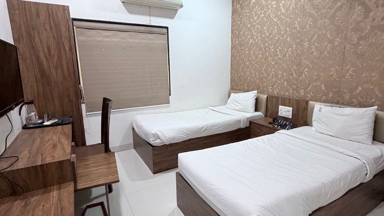 Photo of Bedroom in Akola