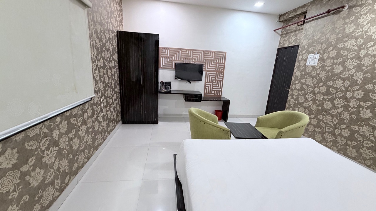 Photo of Bedroom in Akola