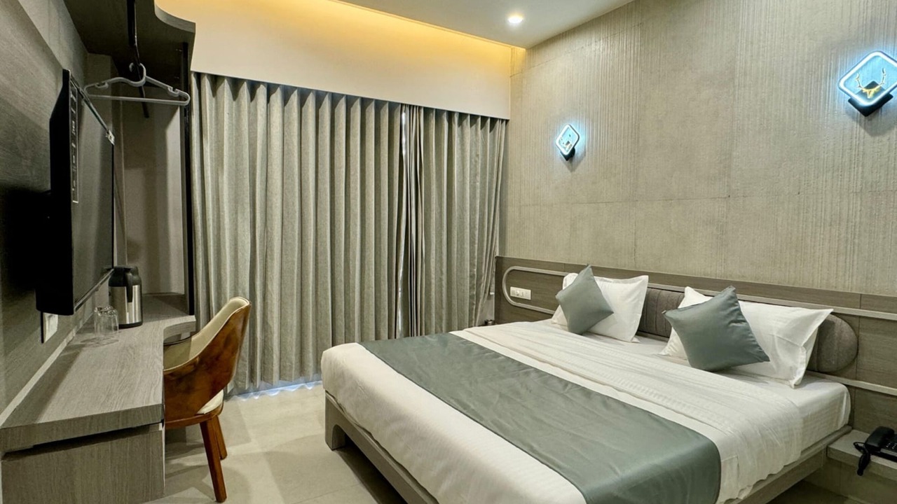 Photo of Bedroom in Gandhinagar