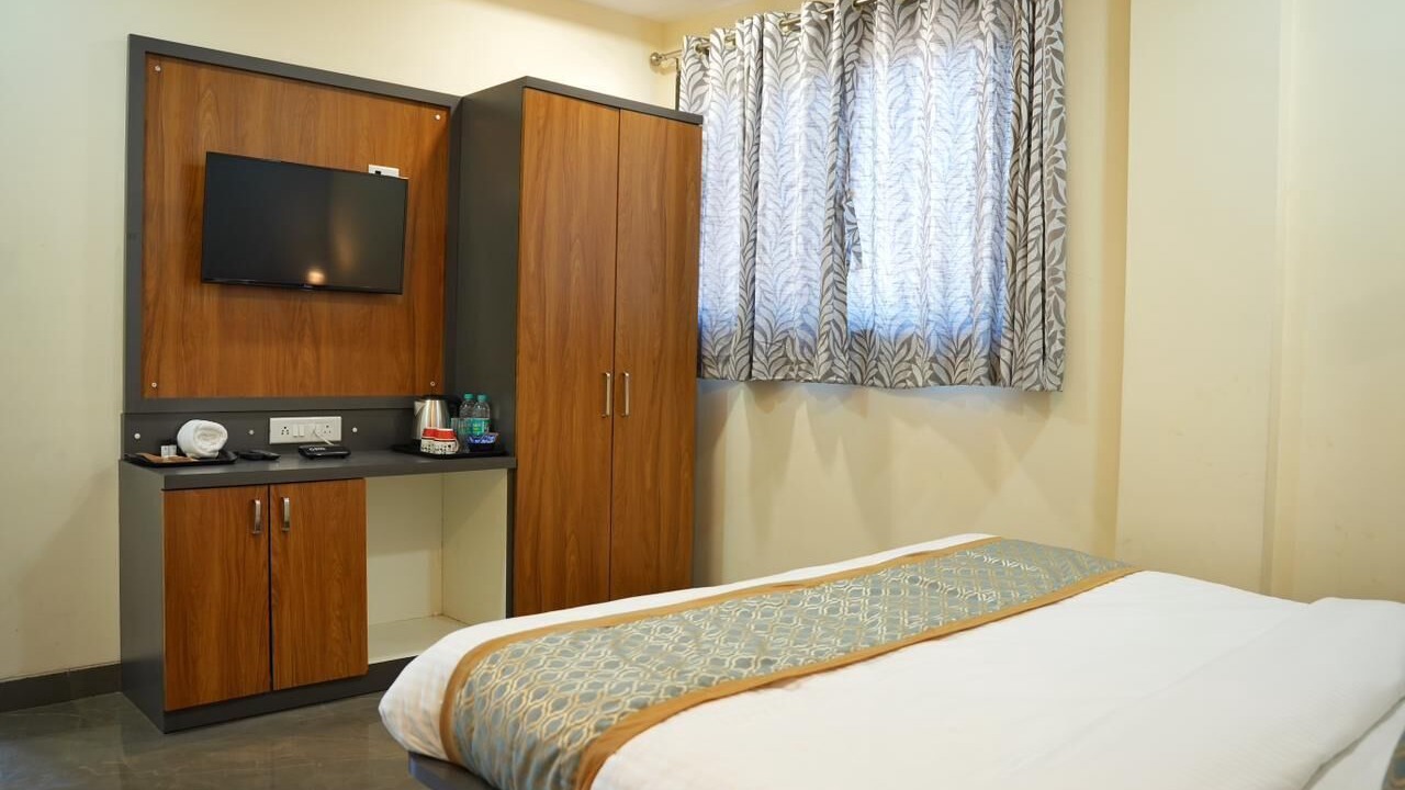 Photo of Bedroom in Mahabaleshwar