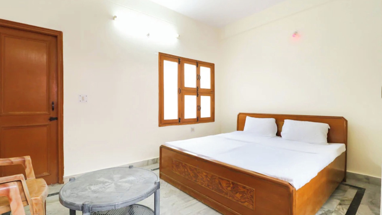 Photo of Bedroom in Haridwar
