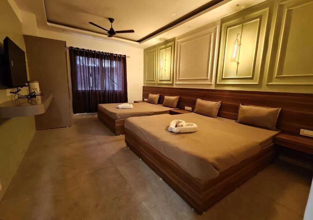 Photo of Bedroom in Pachmarhi