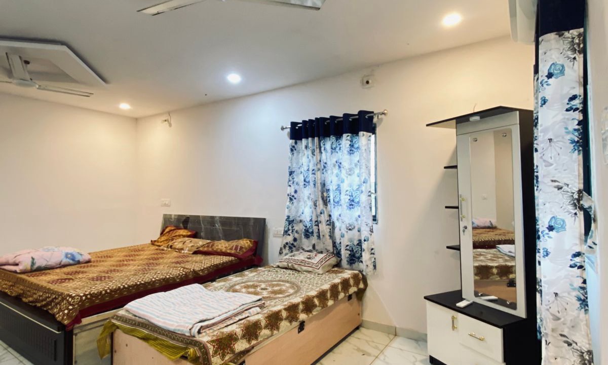 Photo of Bedroom in Rajpipla