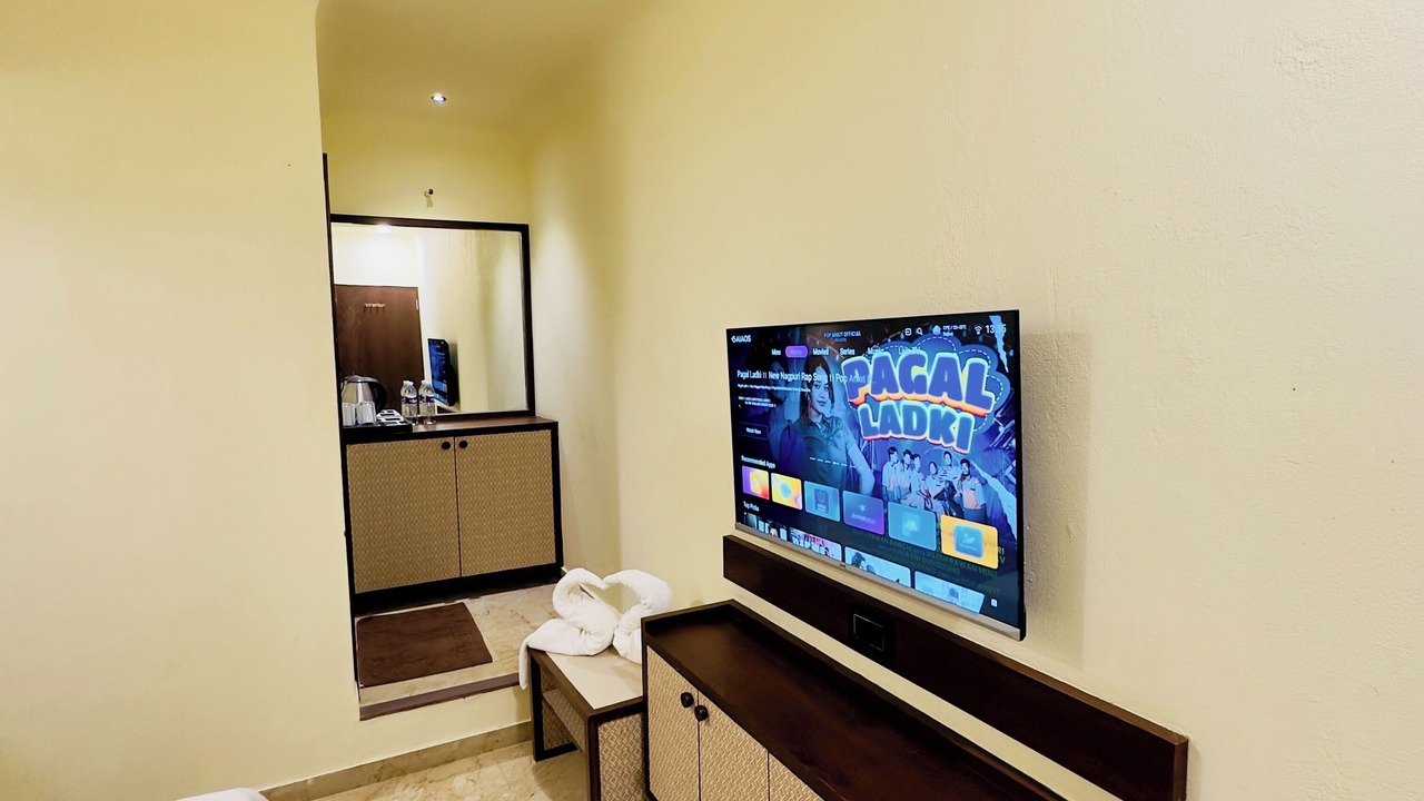 Photo of Bedroom in Rajkot