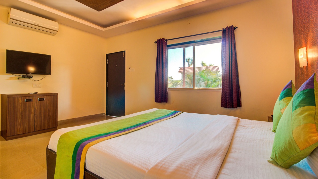 Photo of Bedroom in Mahabaleshwar
