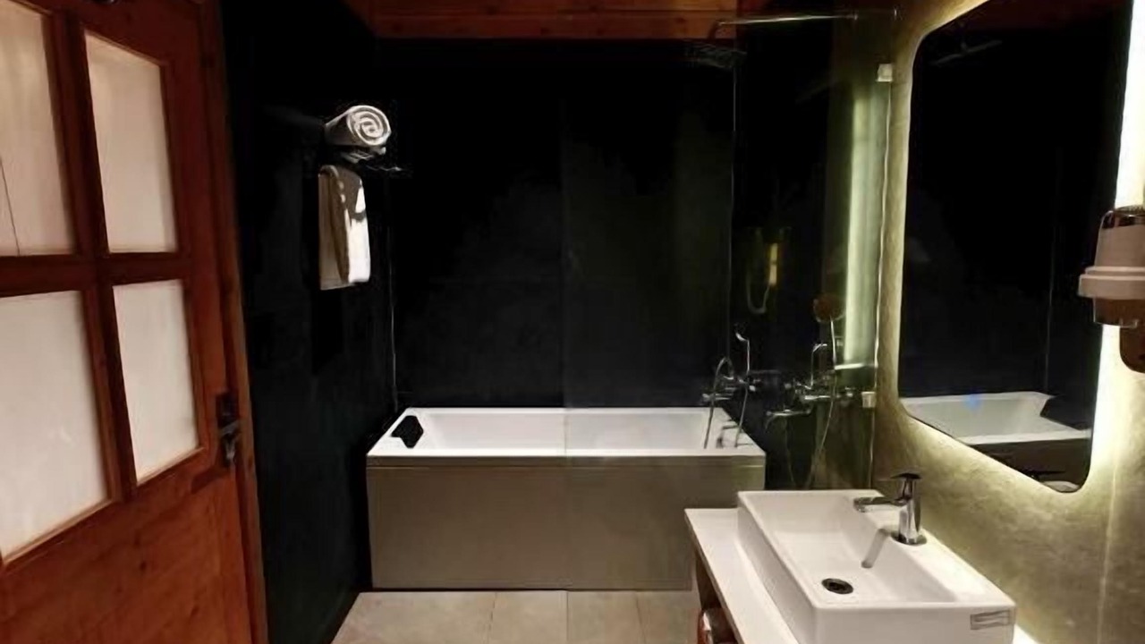 Photo of Bathroom in Arambol