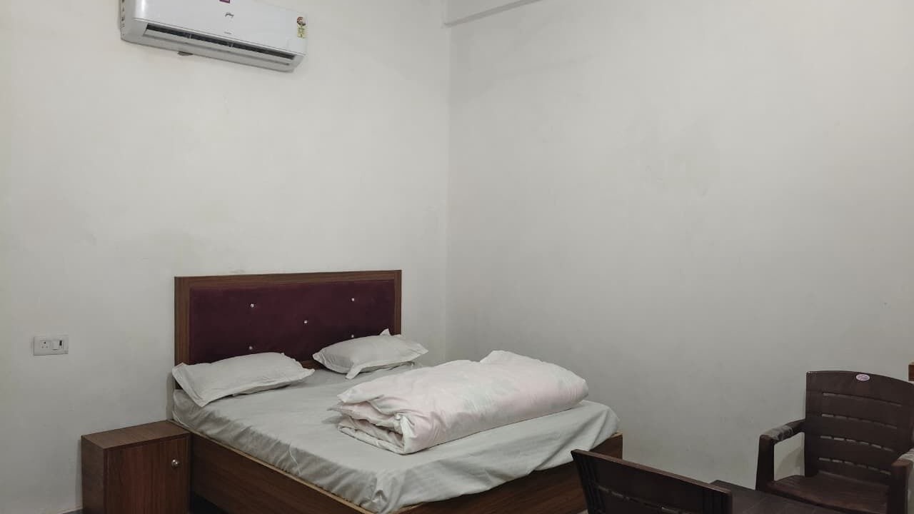 Photo of Bedroom in Kosi