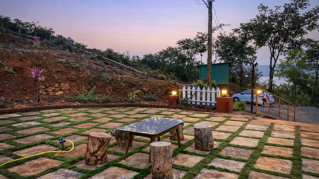 Photo of Patio Balcony in Bhor