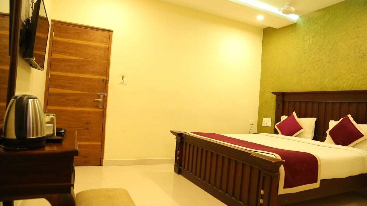 Photo of Bedroom in Kaloor
