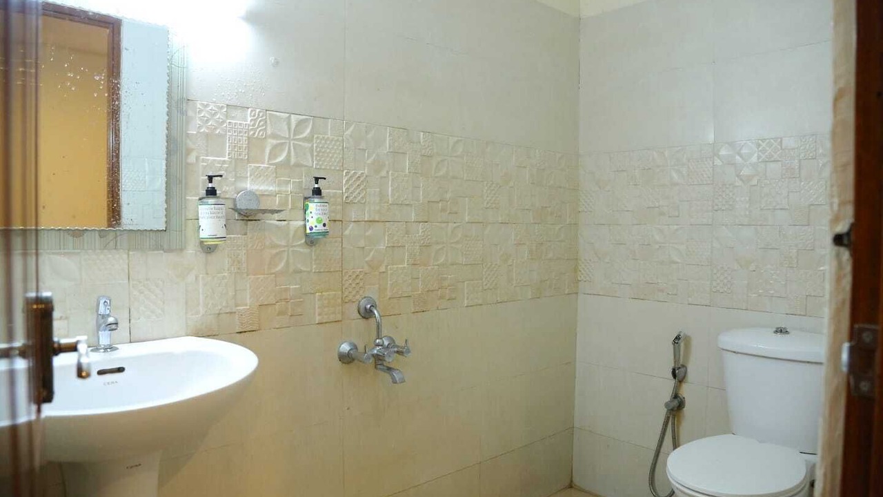 Photo of Bathroom in Kaloor