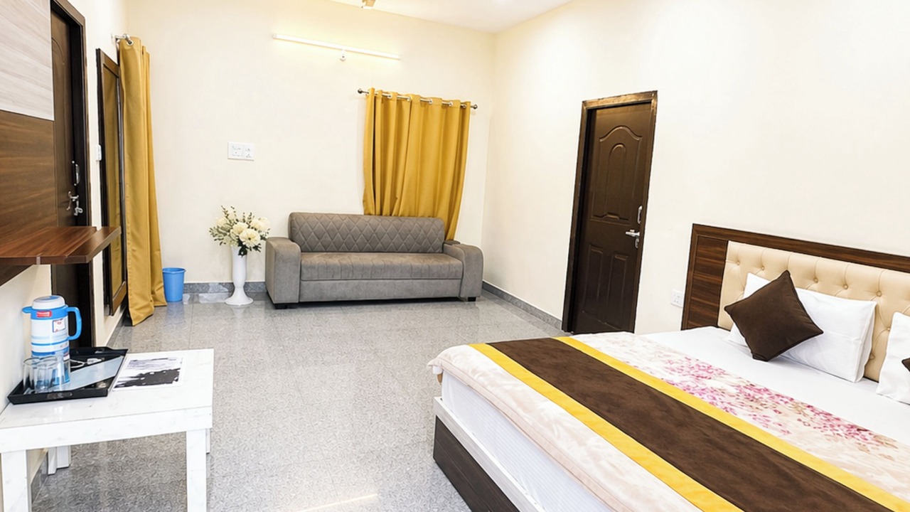 Photo of Bedroom in Bhimtal
