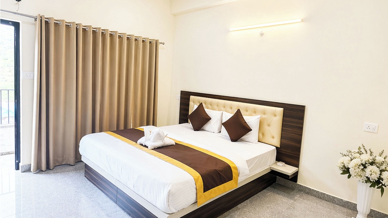Photo of Bedroom in Bhimtal