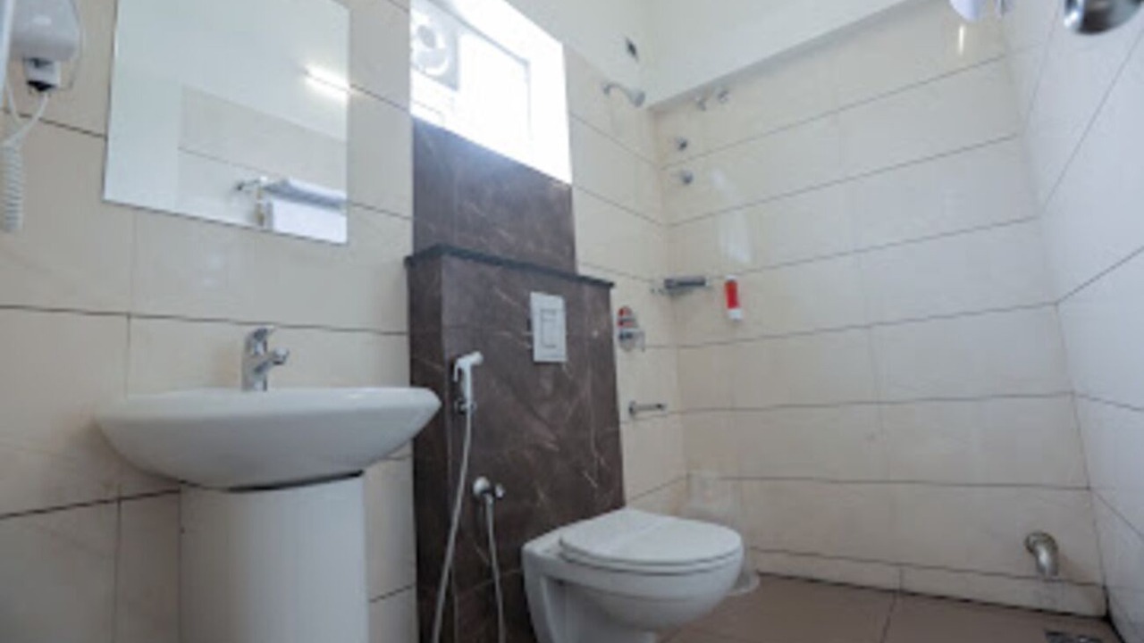Photo of Bathroom in Udumalaipettai