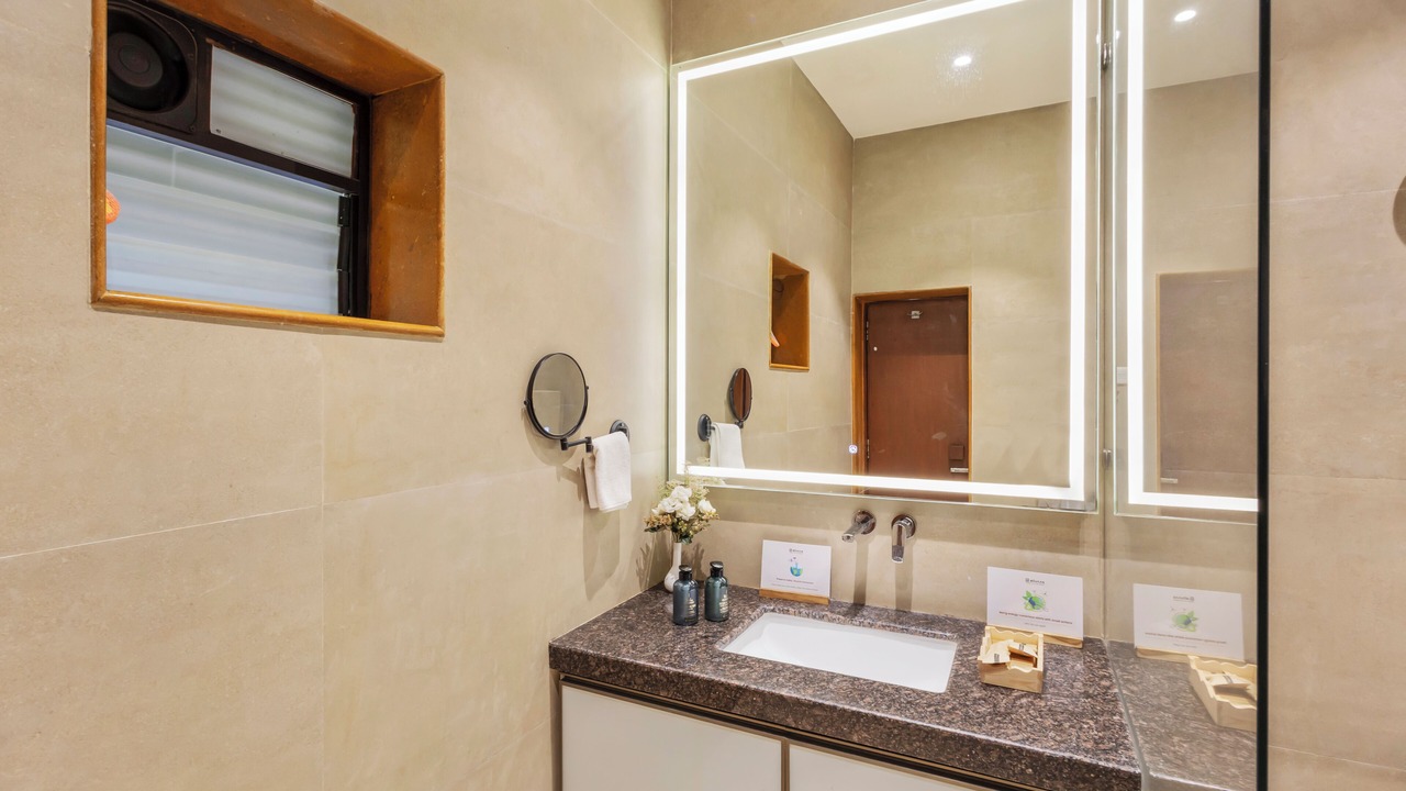 Photo of Bathroom in Igatpuri