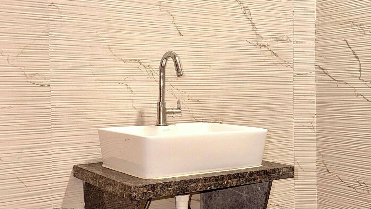 Photo of Bathroom in Rau
