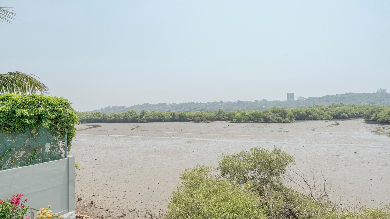 Photo of Outdoor in Marra