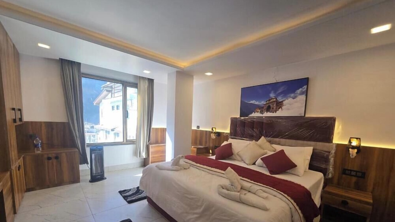 Photo of Bedroom in Badrinath