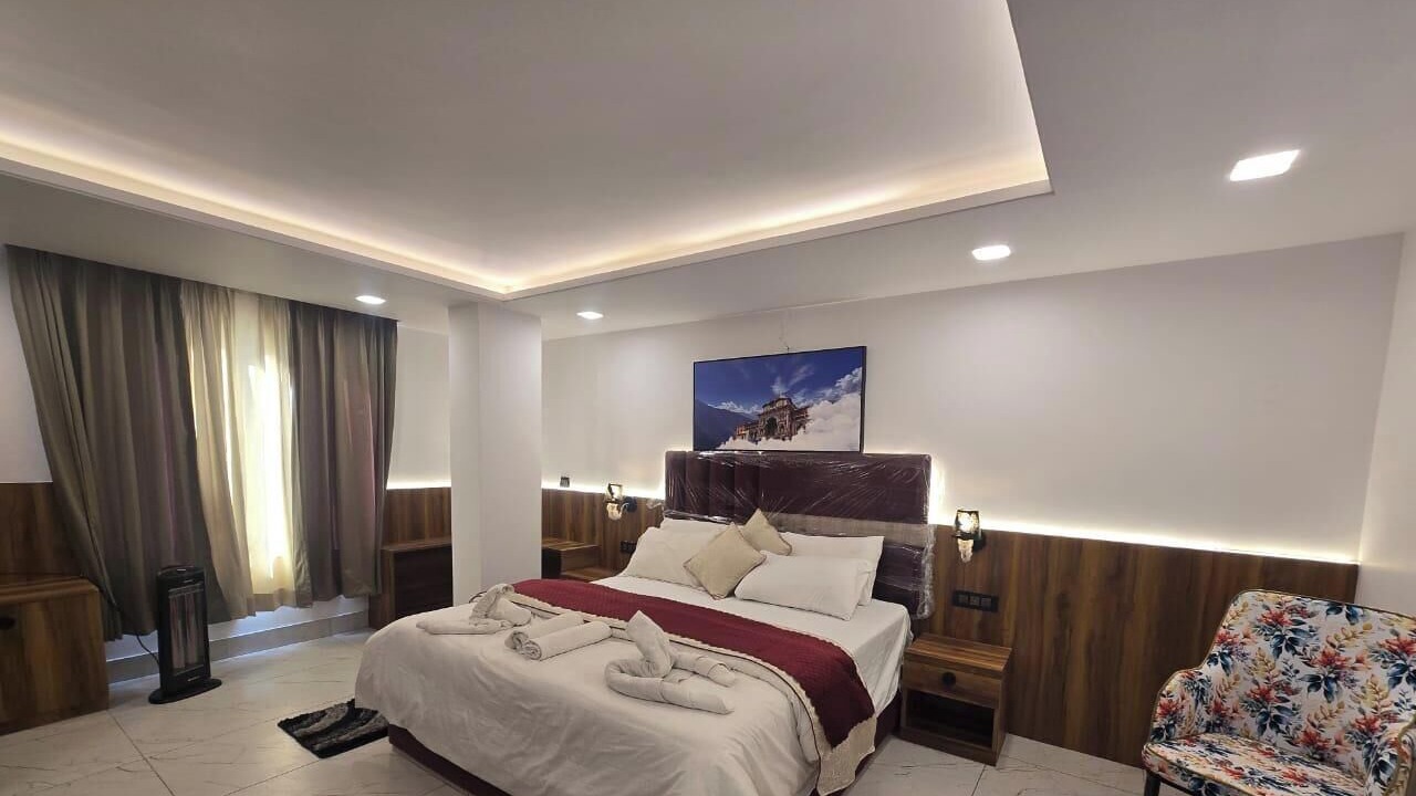 Photo of Bedroom in Badrinath