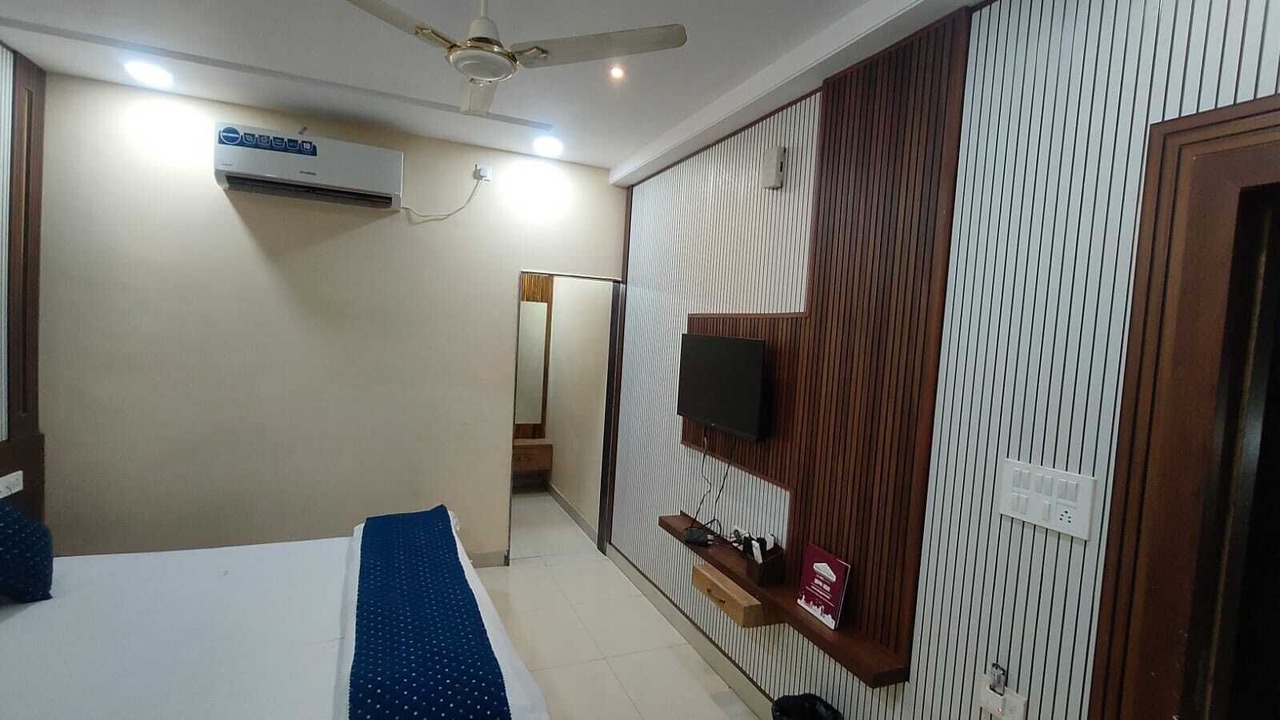 Photo of Bedroom in Sehore