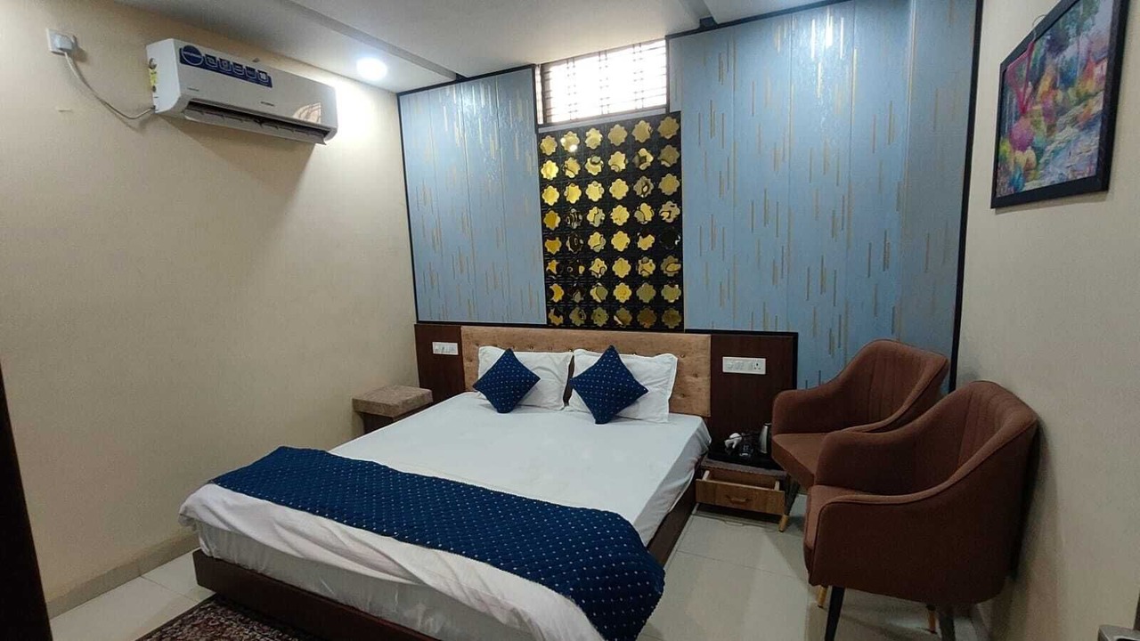 Photo of Bedroom in Sehore