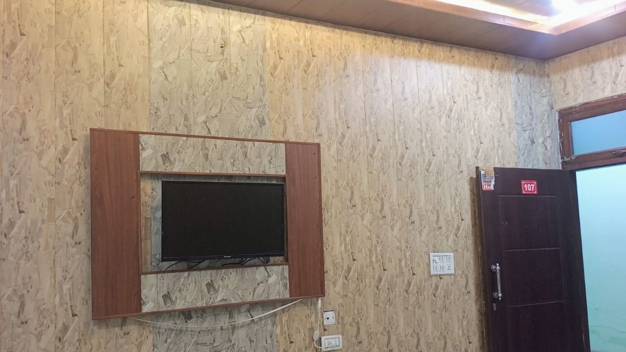 Photo of Bedroom in Mainpuri