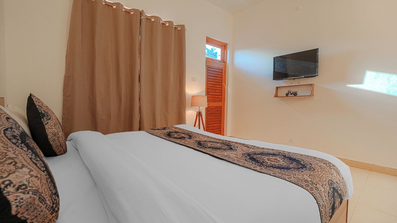 Photo of Bedroom in Suja
