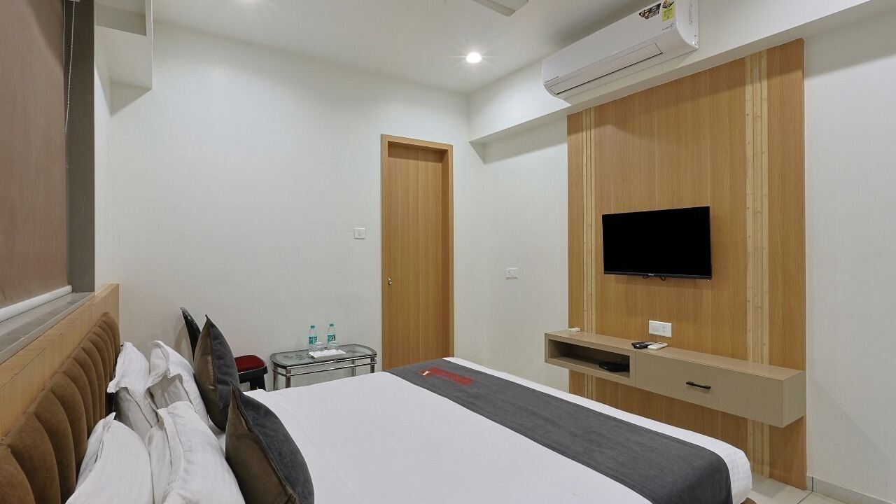 Photo of Bedroom in Somnath