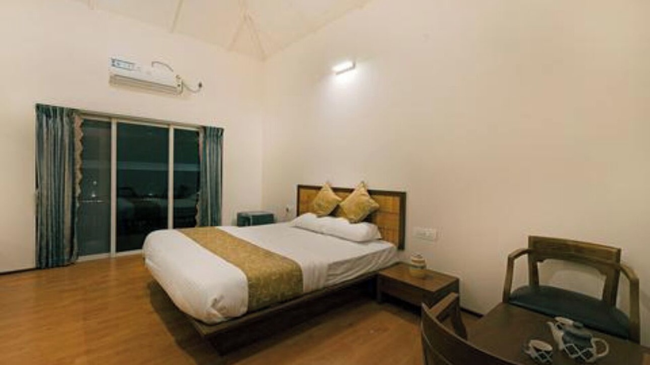 Photo of Bedroom in Mahabaleshwar
