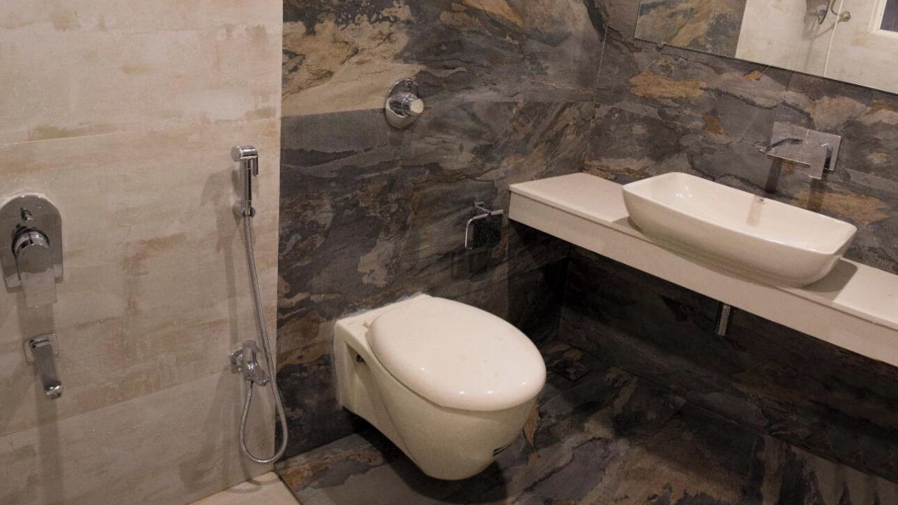 Photo of Bathroom in Mahabaleshwar