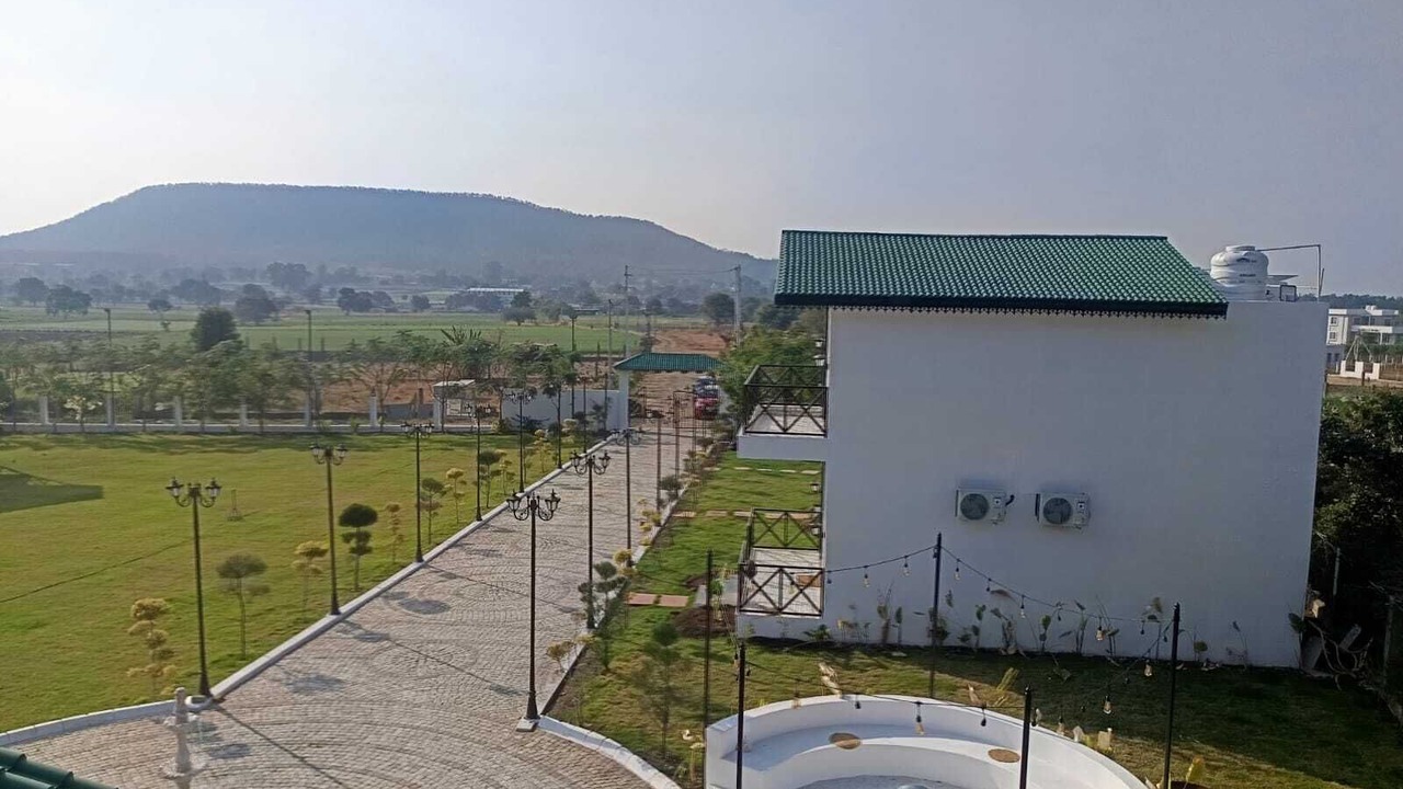 Photo of Outdoor in Mhow
