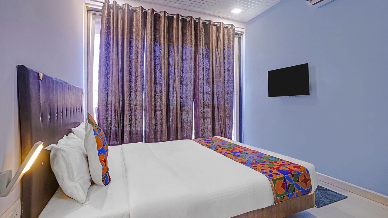 Photo of Bedroom in Mahabaleshwar