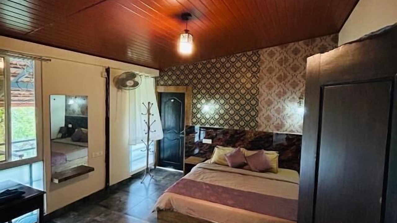 Photo of Bedroom in Somvarpet