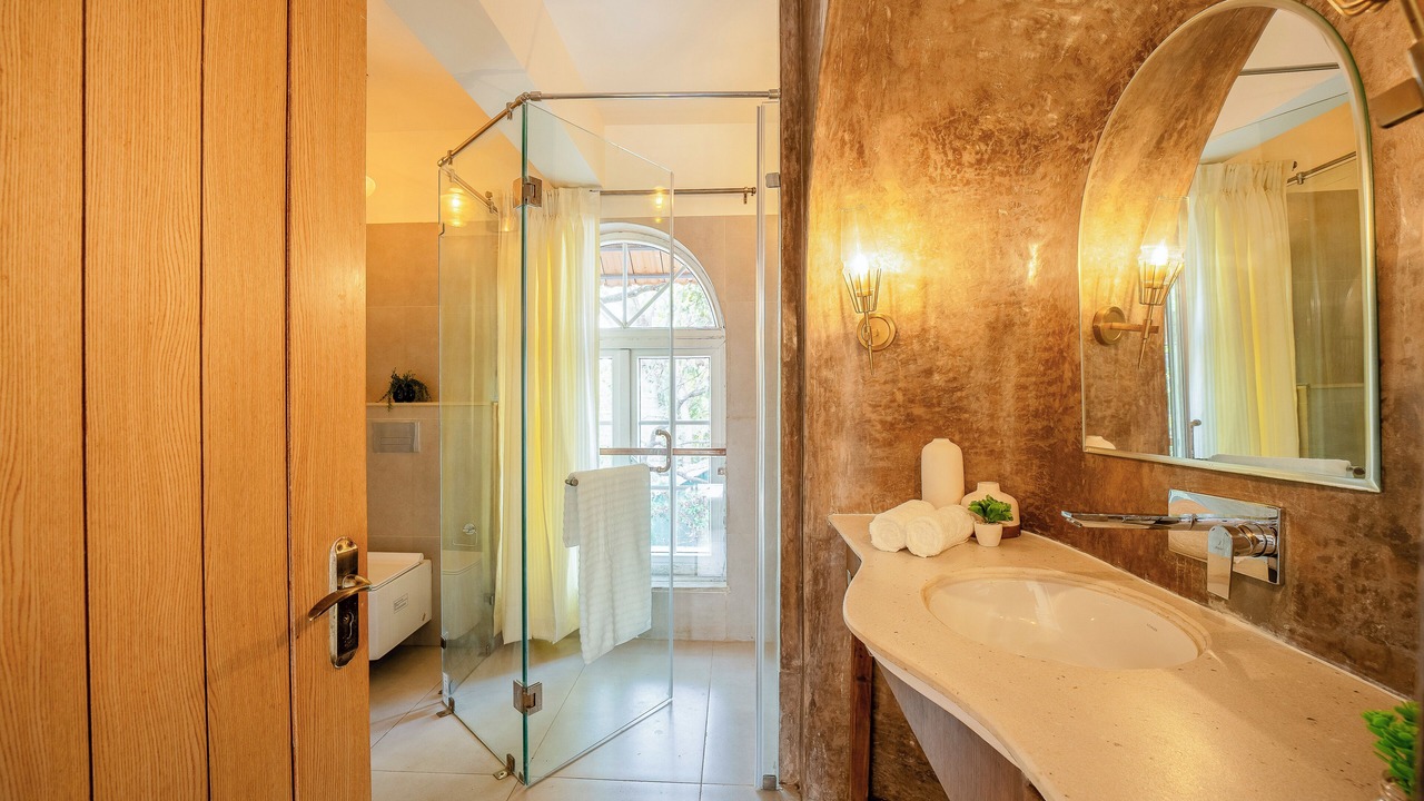 Photo of Bathroom in Vagator