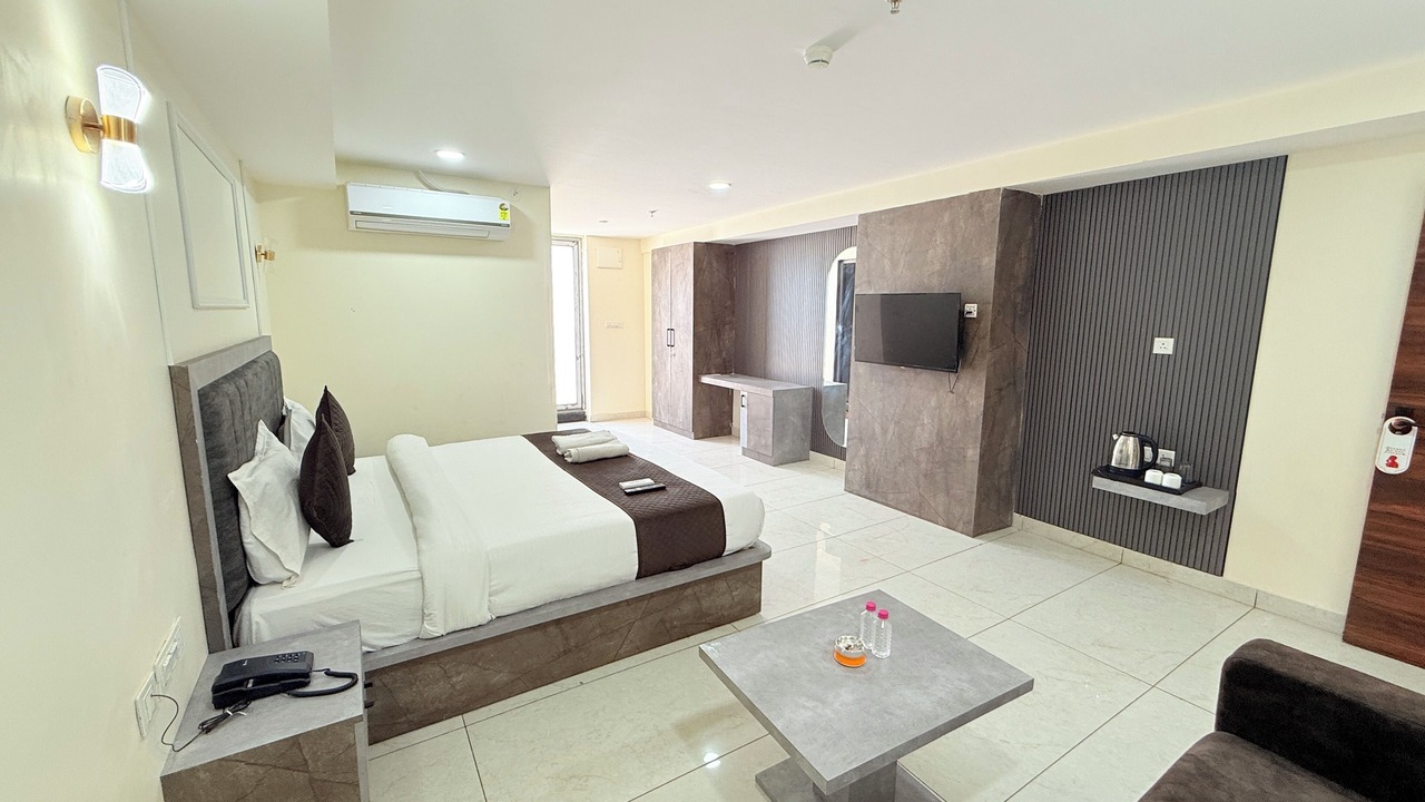 Photo of Bedroom in Vaishali Nagar